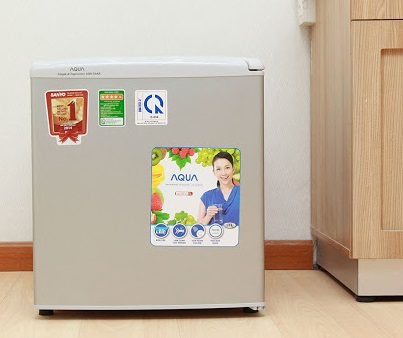 Tủ lạnh mini Aqua AQR-55ER 50L