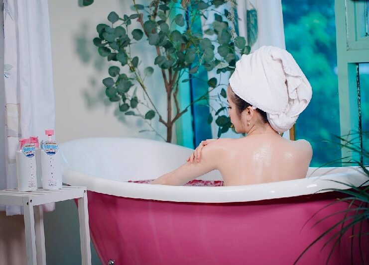 Review Sữa tắm trắng Nhật Bản Yukina White Body Wash công nghệ nano