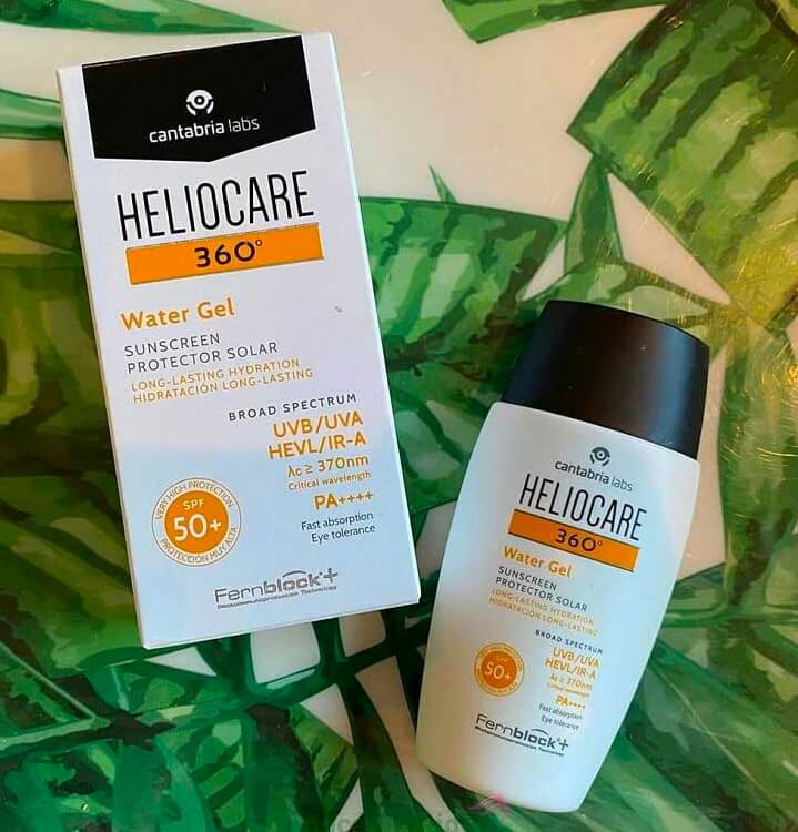 review kem chống nắng heliocare 360 water gel