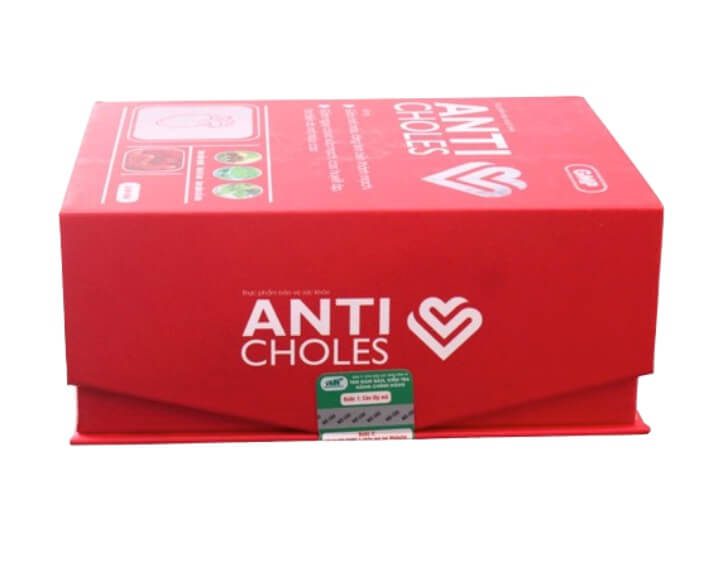 Viên uống Anti Choles có tác dụng hỗ trợ giảm mỡ máu, hỗ trợ tăng tính bền thành mạch và hỗ trợ giảm nguy cơ xơ vữa mạch máu, huyết áp cao, tai biến mạch máu não do mỡ máu gây tắc mạch từ dược liệu Giảo cổ lam, Hoa hoè, Lá sen, Nần nghệ, Táo mèo hình 8